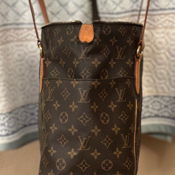 💕Louis Vuitton Totally MM Monogram Shoulder Bag💕 - Picture 6 of 15